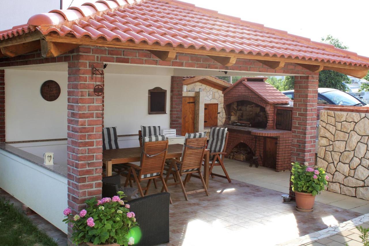 Apartmani B&S Barbat na Rabu Exterior photo